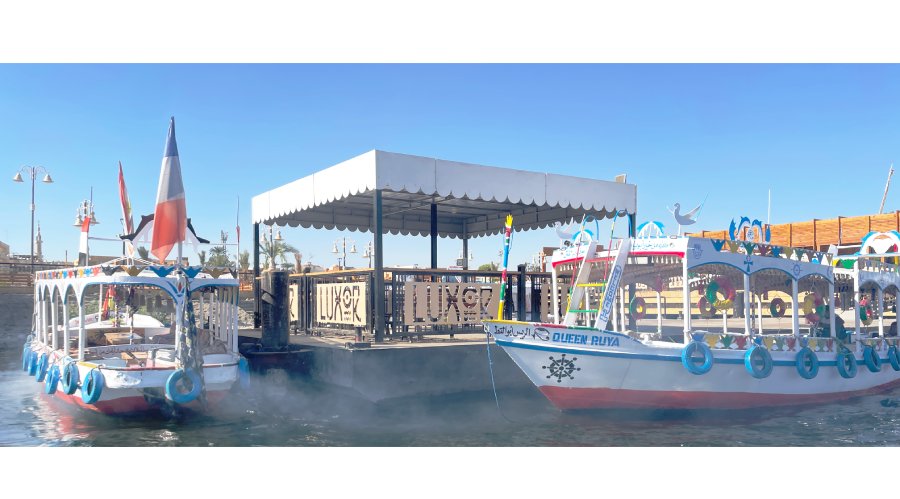 渡輪通常是提供給當地居民或遊客在尼羅河兩岸之間進行短程交通的選擇